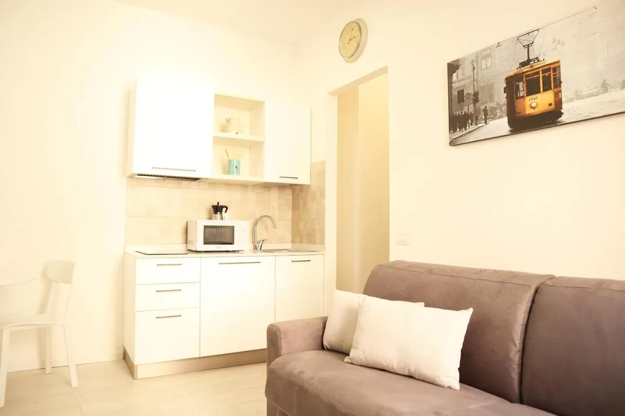 Navigli Tiny Bright House Apartment Milan Italy