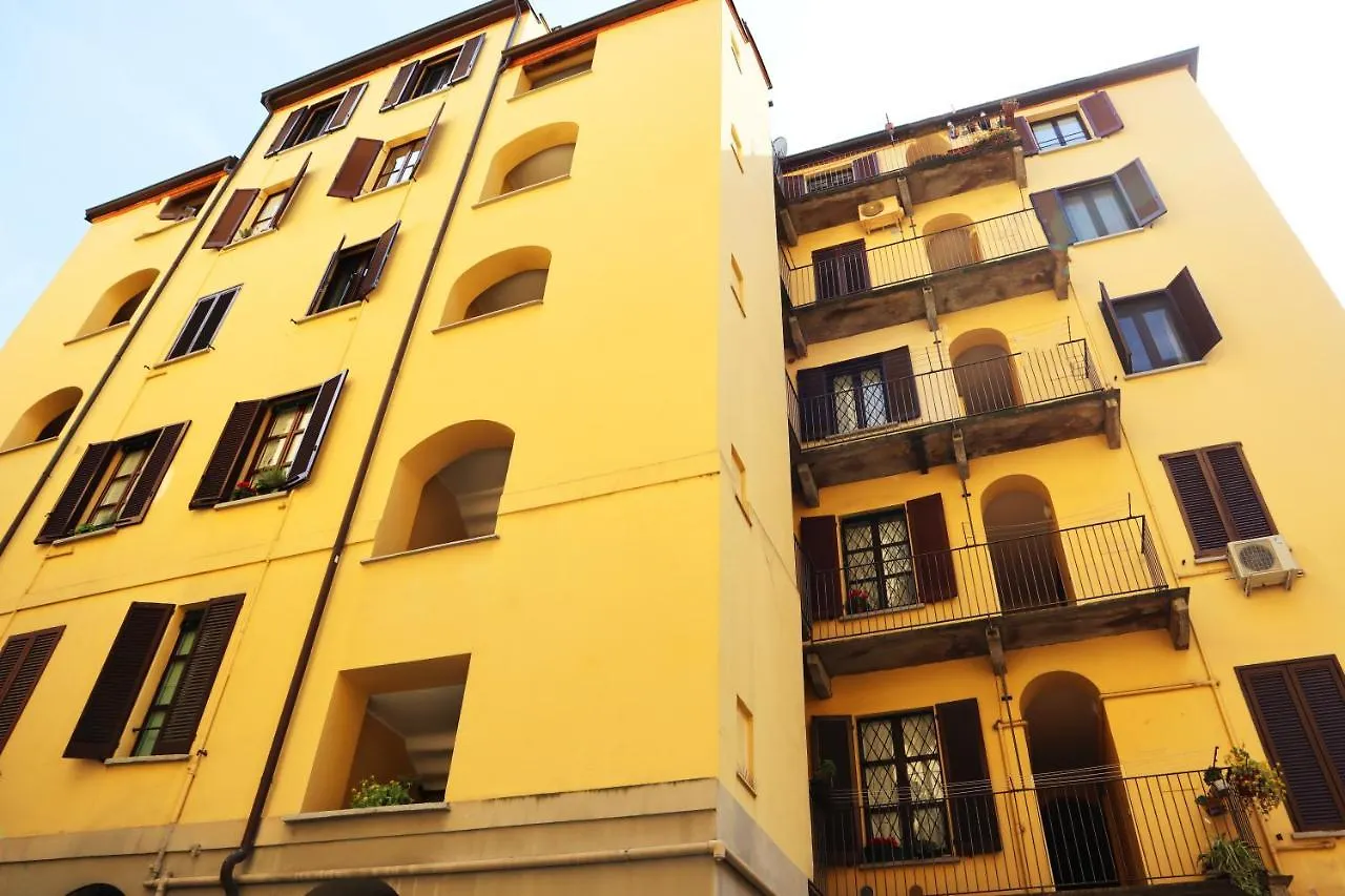 Navigli Tiny Bright House Apartment Milan Italy
